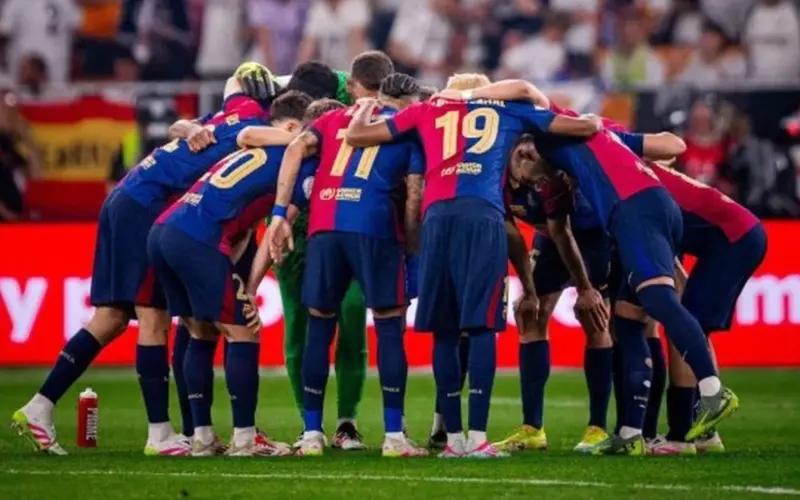 صراع الألقاب يحتد.. برشلونة يستعيد سلاحه الهجومي